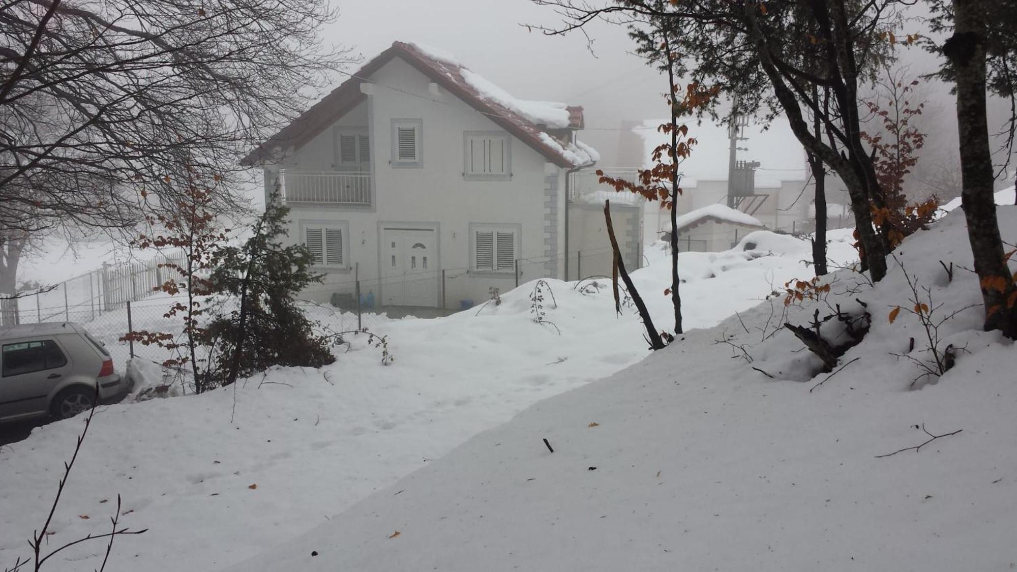 86 Villa Razem